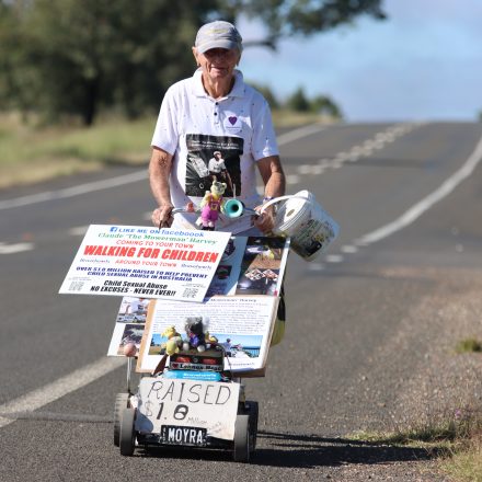 ‘Lawnmower man’ stops by Gunnedah in 25,000km trek