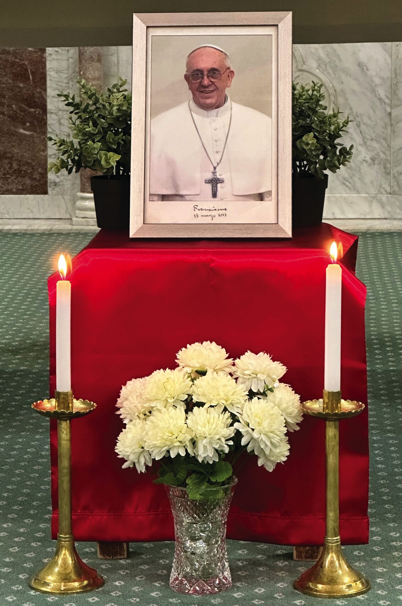 Mass to honour veterans and Pope Francis