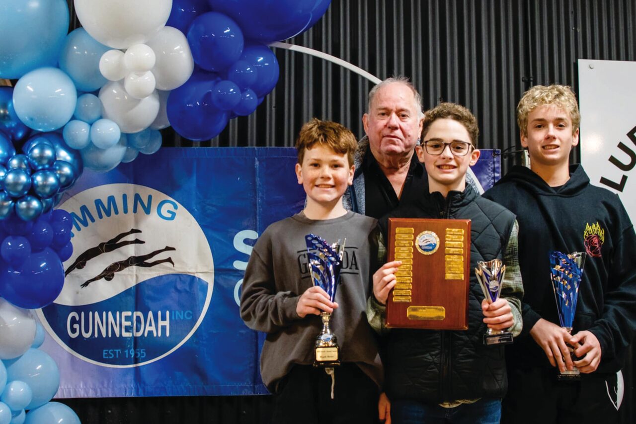 Swim club hands out end-of-season awards