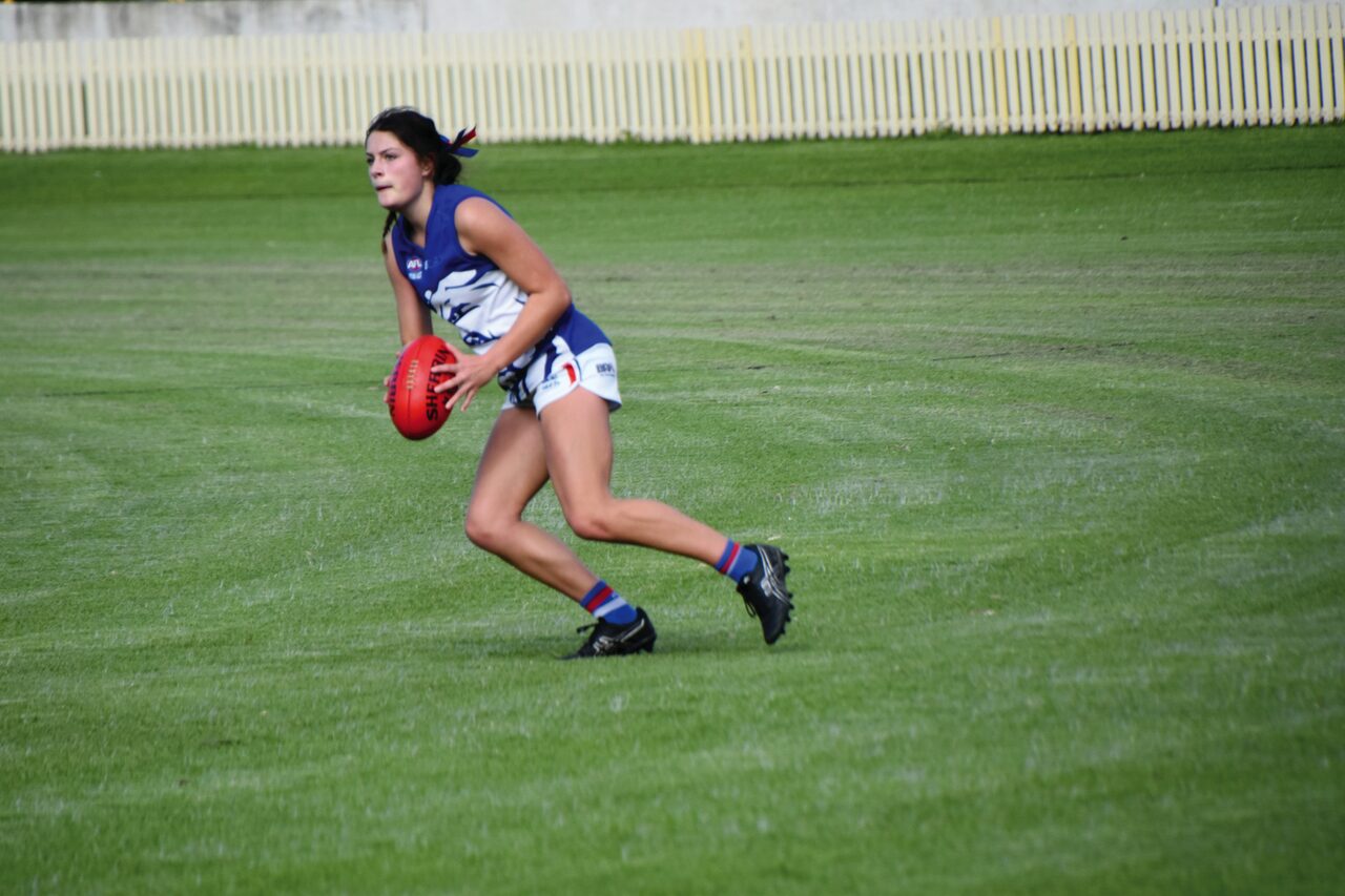 AFL teams ready for stoush with Kangaroos at Tamworth