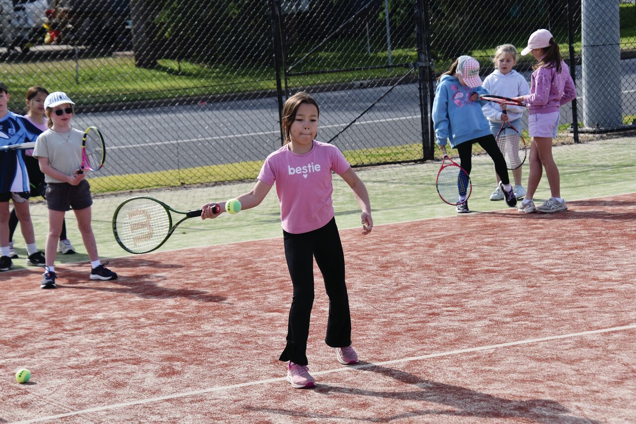 Tennis tyros learn about movement and balance