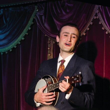 Award-winning performer Ukulele Man to play in Gunnedah