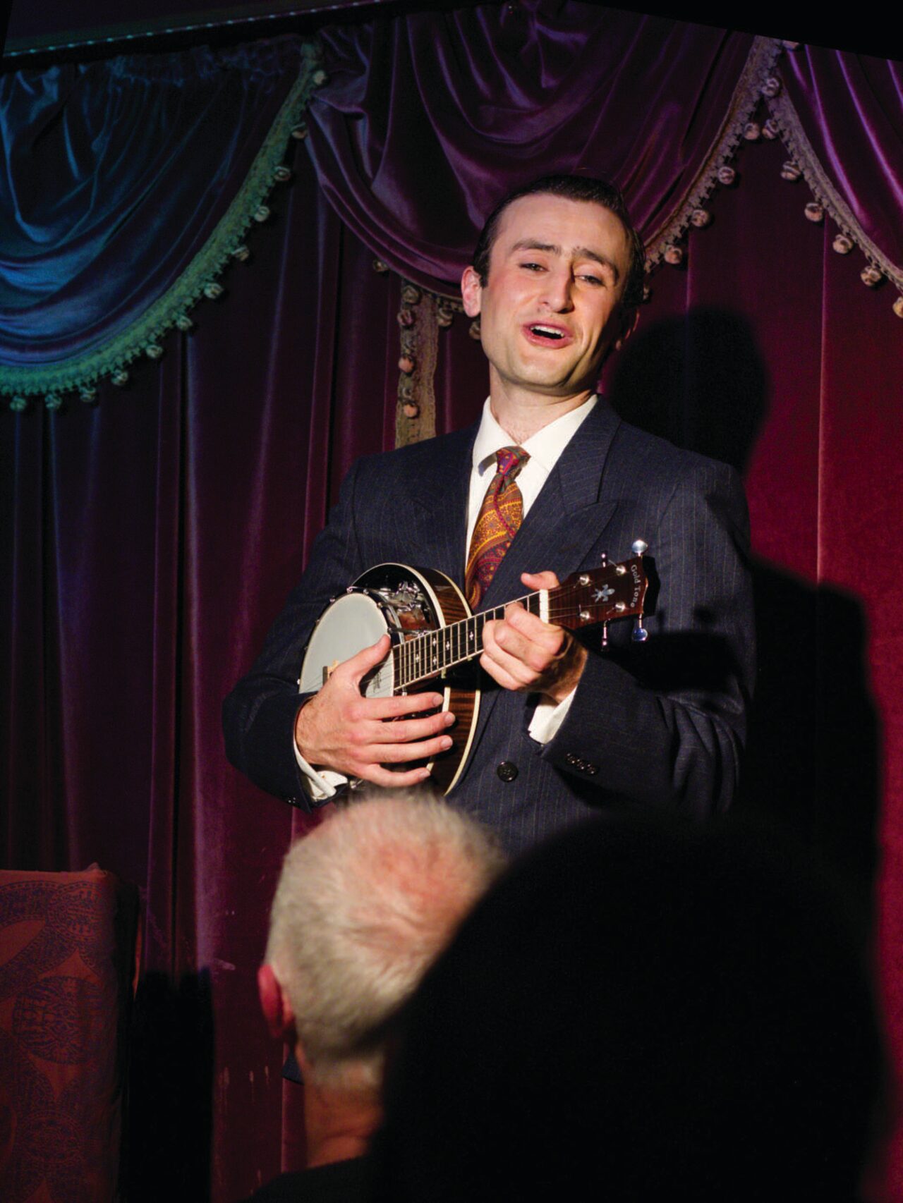 Award-winning performer Ukulele Man to play in Gunnedah