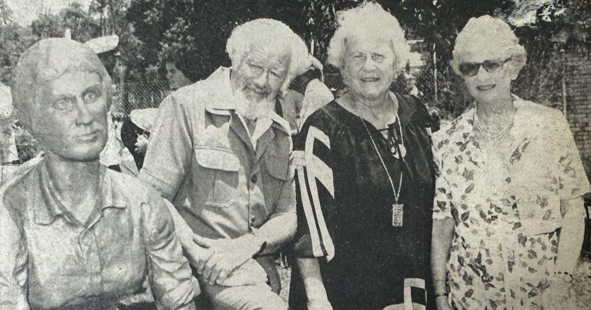 When Dorothea’s statue came to Gunnedah