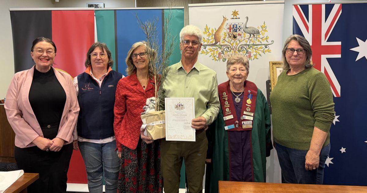 Long-time Carroll resident officially becomes Australian citizen