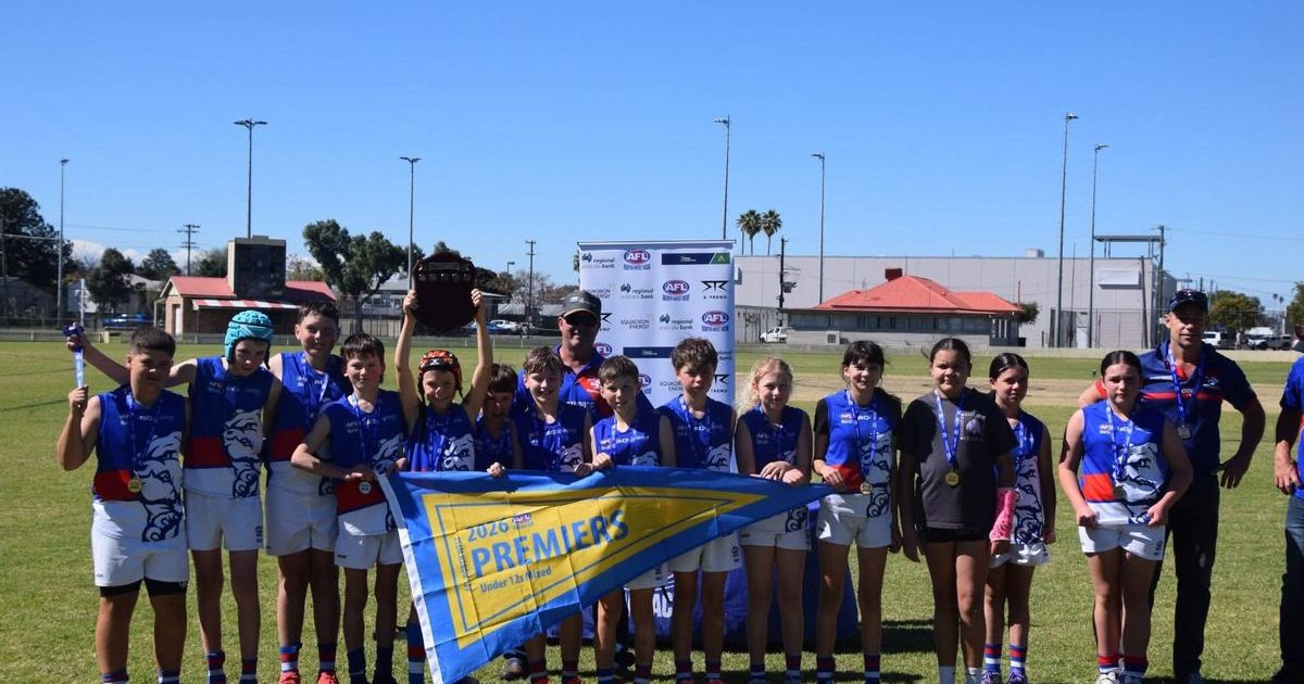 Bulldogs celebrate junior AFL North West premiership double